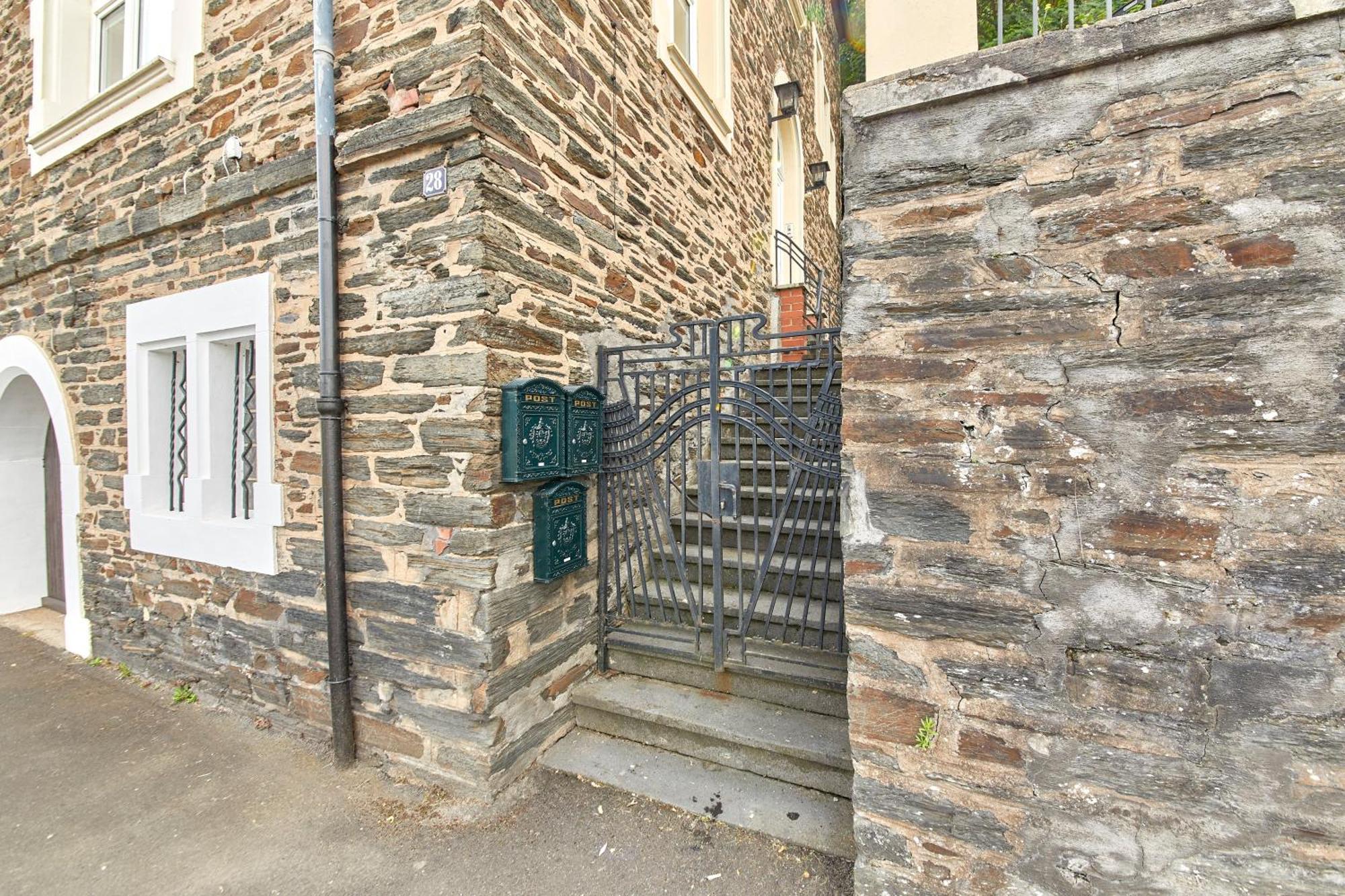 Moselblick Lägenhet Bernkastel-Kues Exteriör bild